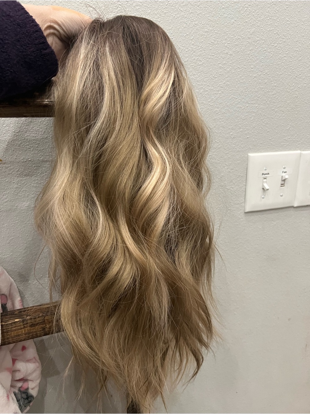 Blonde Wavy Hair Wig - Natural Blonde Blend Chelsey Smith Crowns